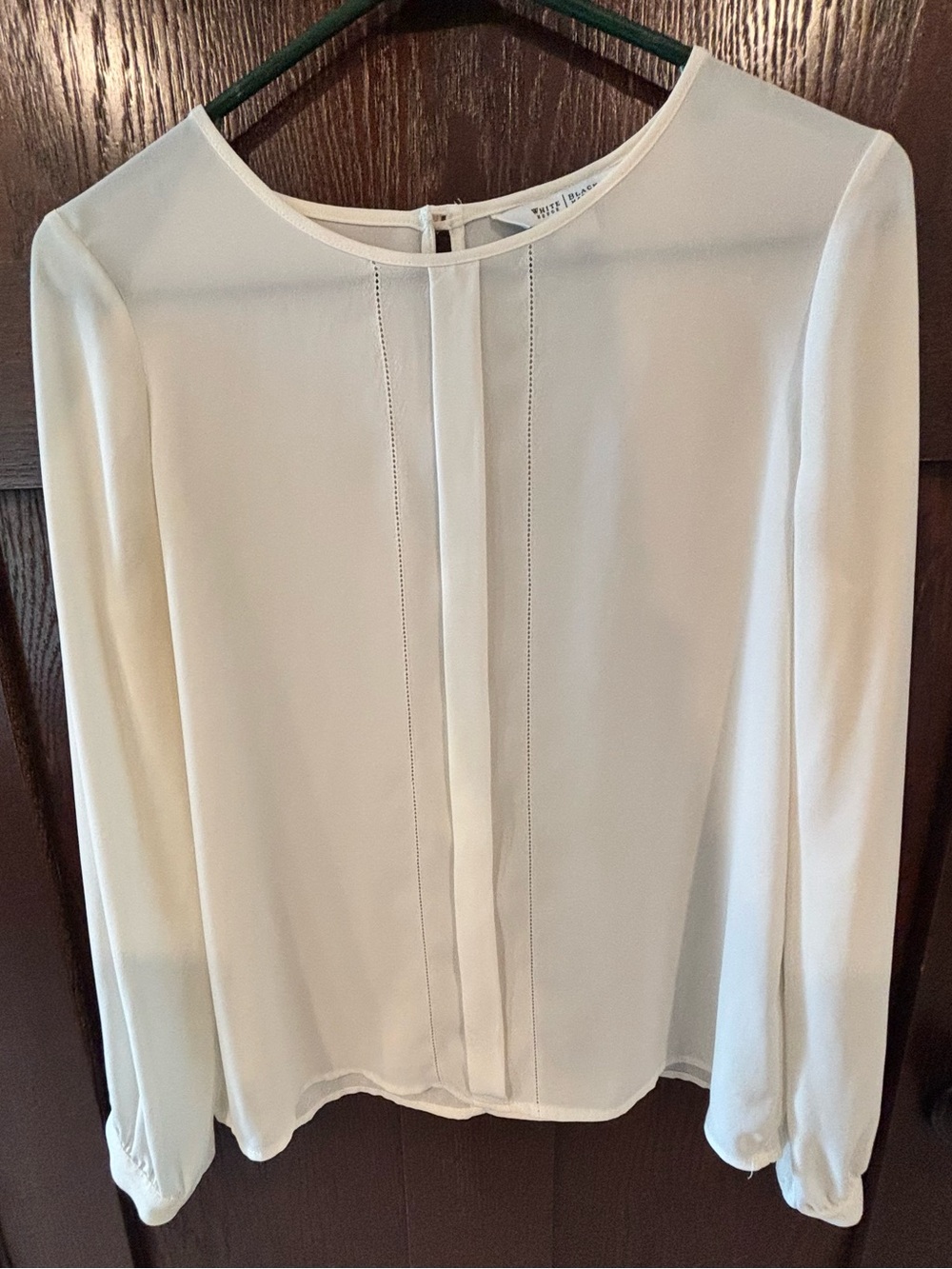 Off White Long-Sleeve Pleat Front Blouse - White House Black Market - Size 2